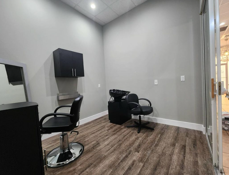 Salon Suite Rental